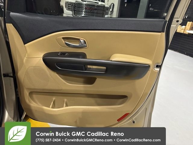 Used 2016 Kia Sedona LX w/ LX Convenience Package image 30