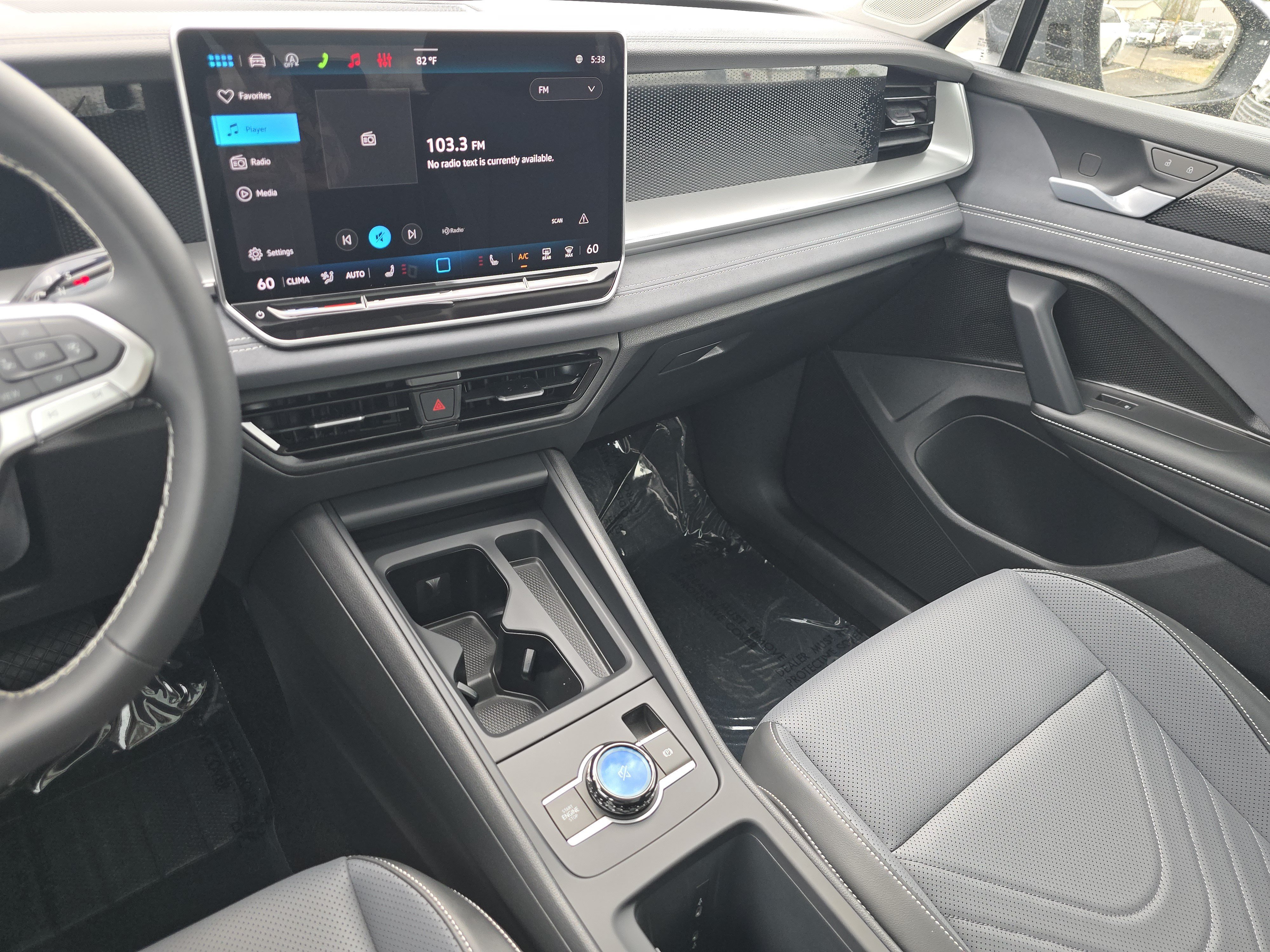 New 2026 Volkswagen Tiguan SE AWD/4WD image 23