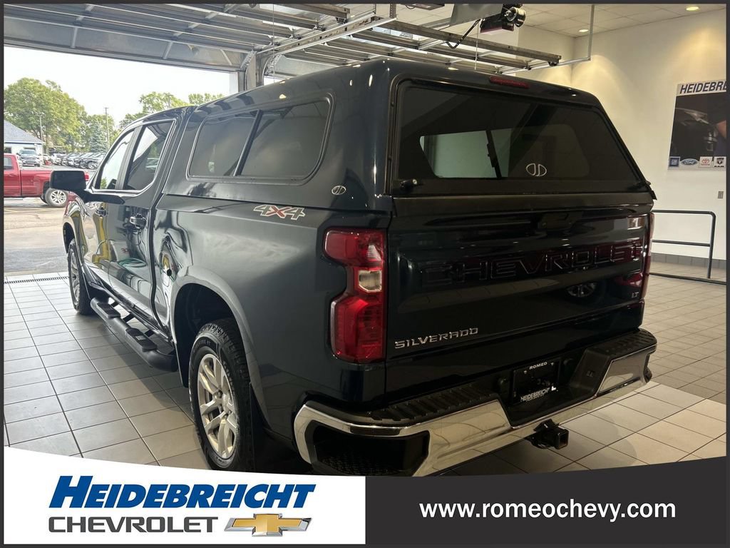 Certified 2022 Chevrolet Silverado 1500 LT w/ Convenience Package II AWD/4WD image 5