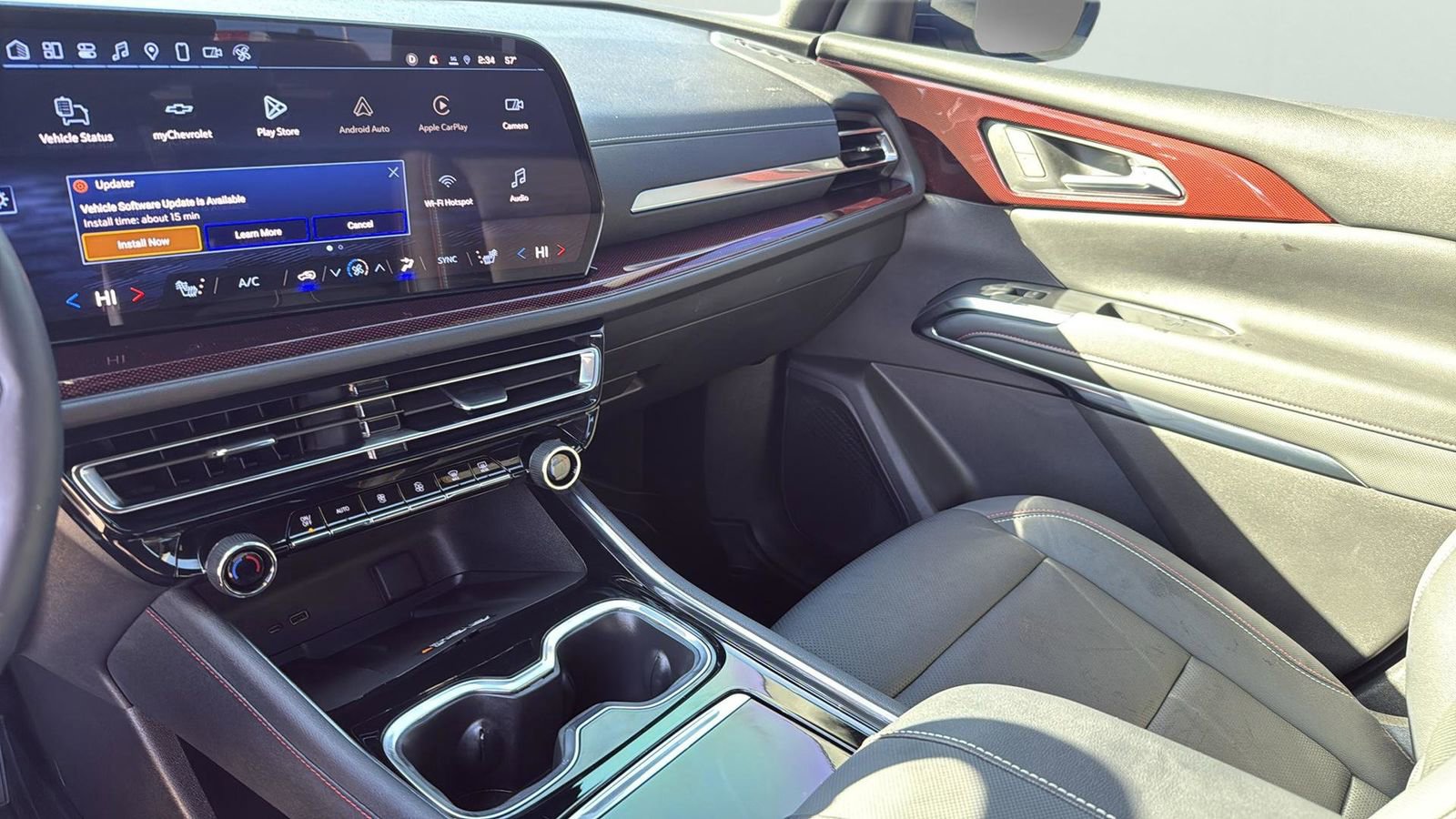 Used 2025 Chevrolet Traverse Z71 w/ Driver Confidence Package image 20