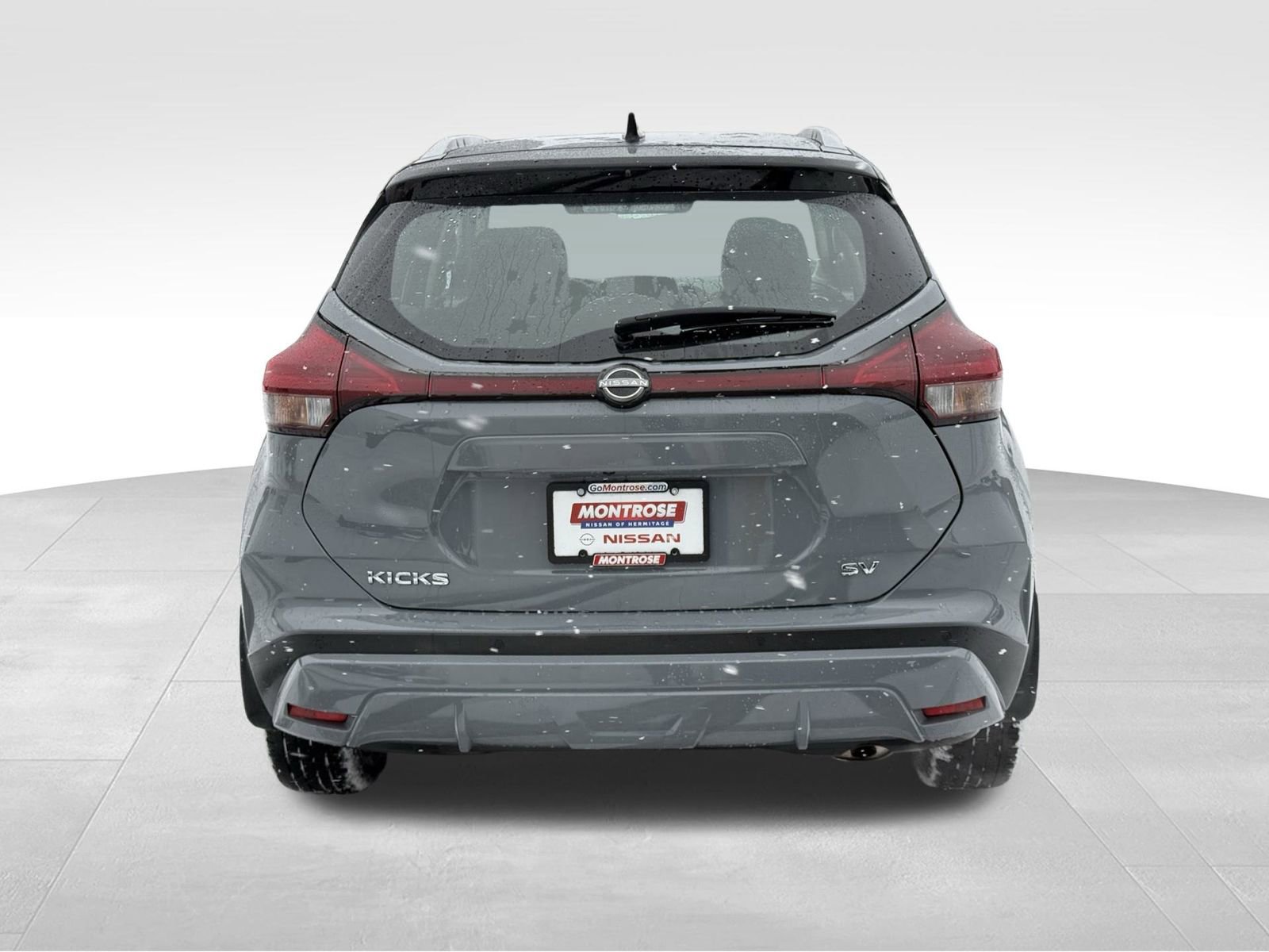 Used 2023 Nissan Kicks SV image 4