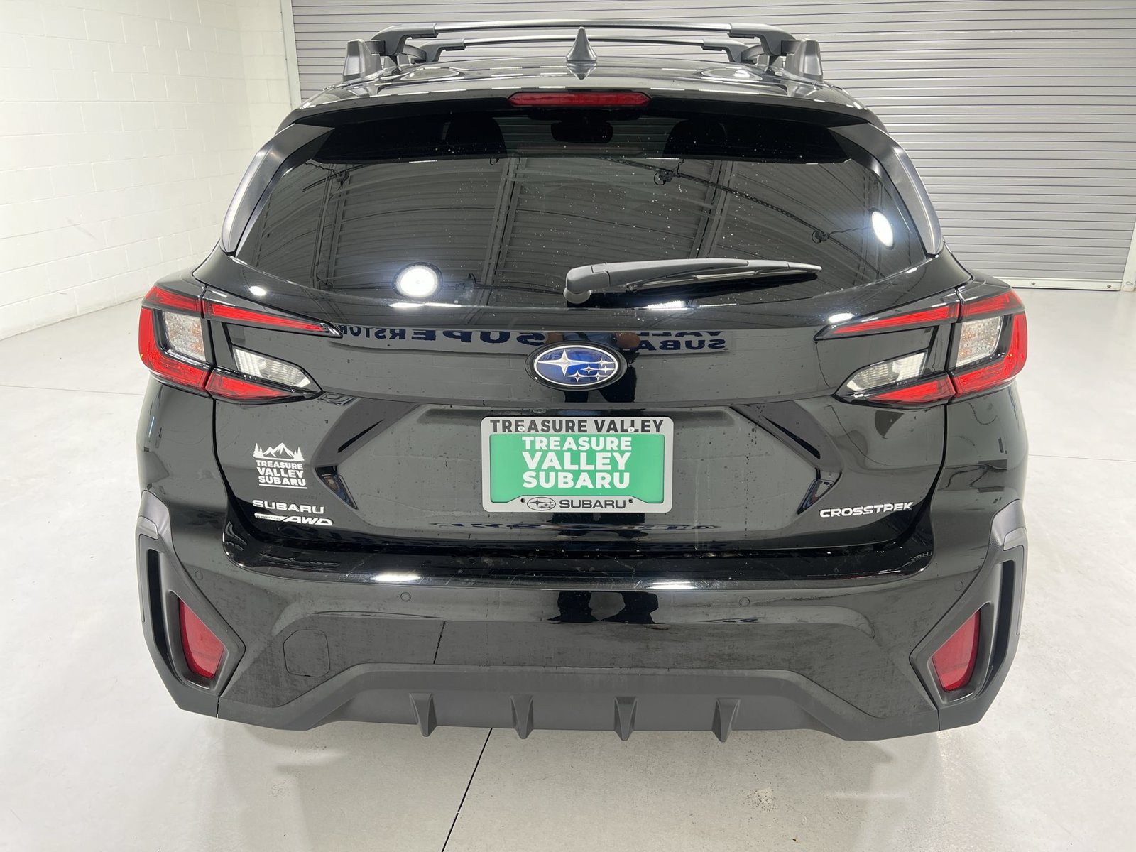 Used 2024 Subaru Crosstrek 2.5i Limited w/ Crosstrek Mirror Package AWD/4WD image 7