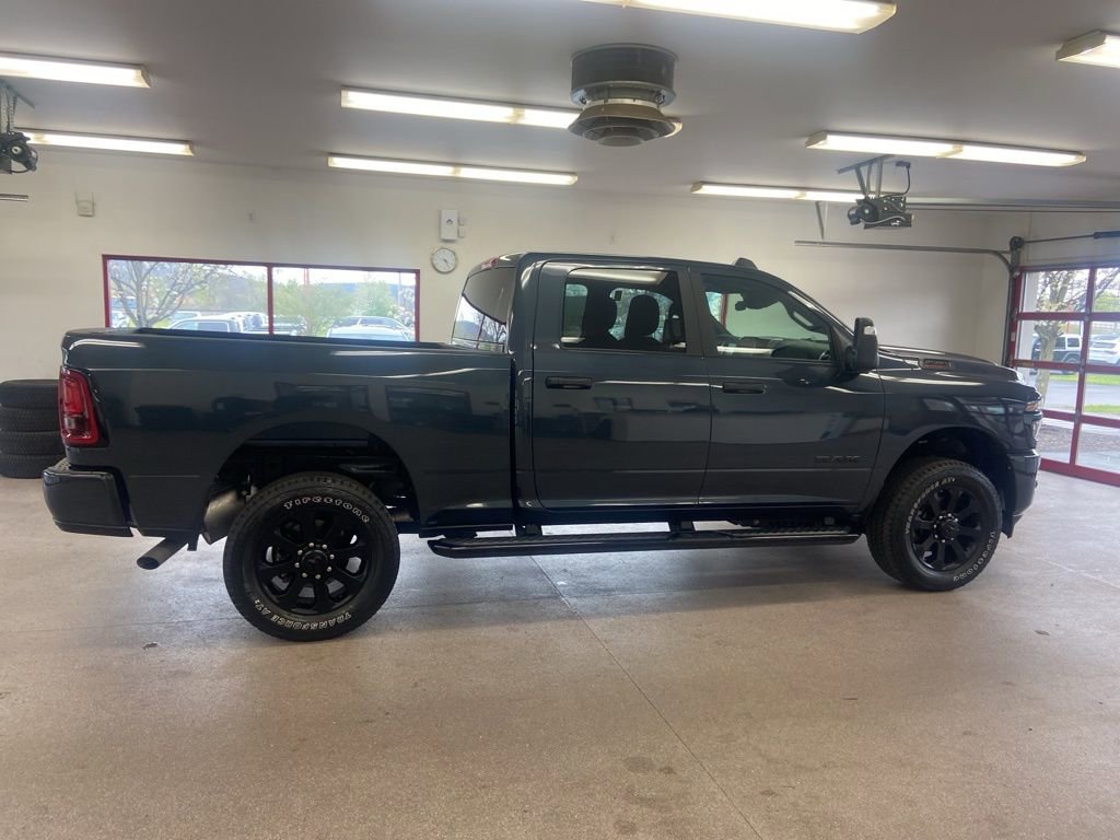Certified 2025 RAM 2500 Big Horn AWD/4WD image 32
