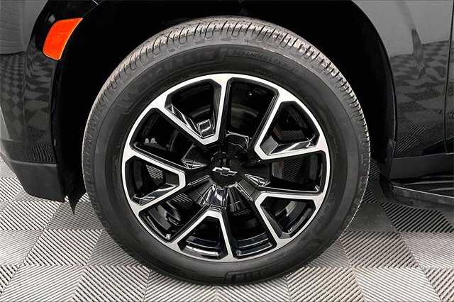 Used 2021 Chevrolet Tahoe RST w/ Luxury Package image 9