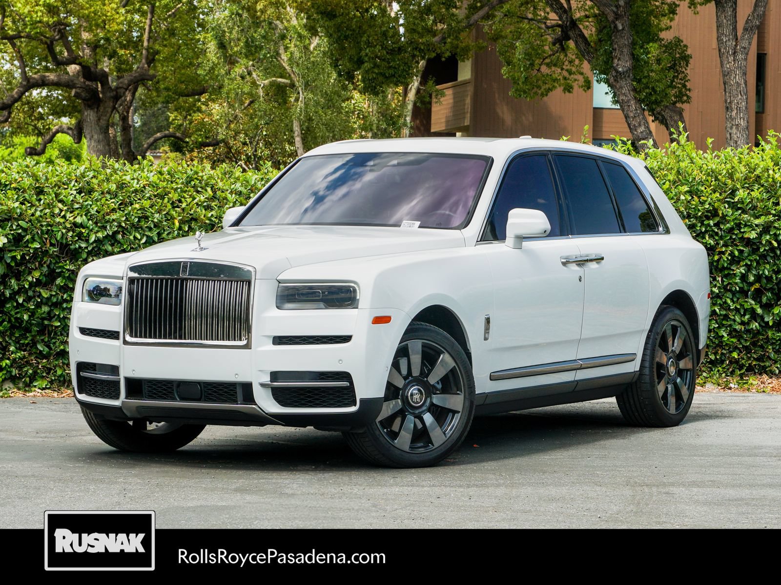 Certified 2024 Rolls-Royce Cullinan AWD/4WD image 1