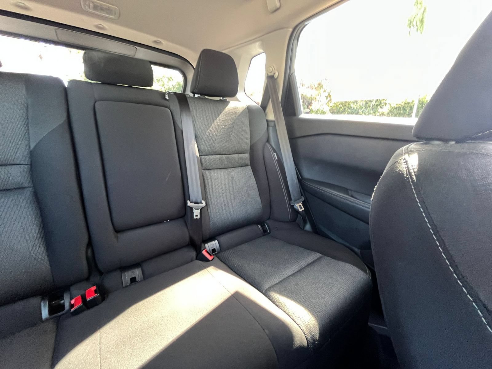 Used 2025 Nissan Rogue SV AWD/4WD image 36