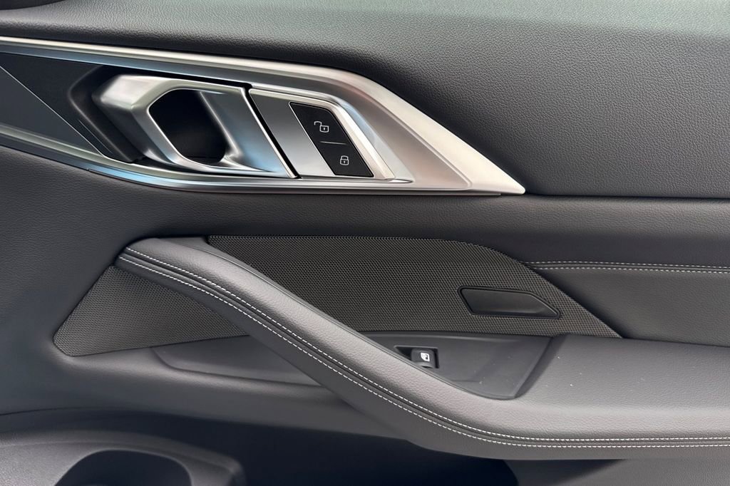 New 2026 BMW 430i Coupe w/ M Sport Package image 17