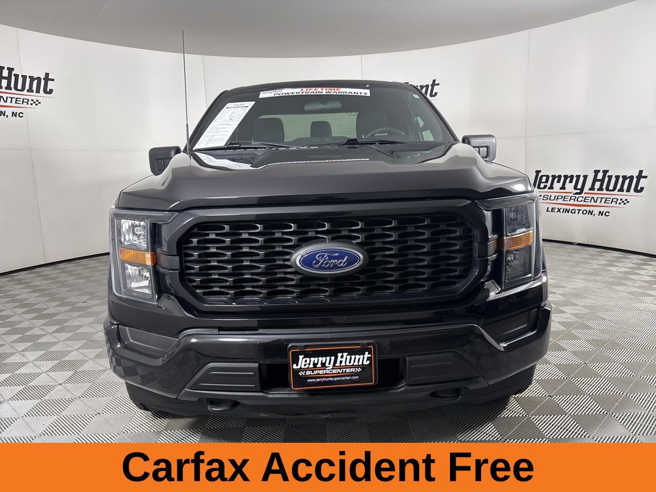 Used 2023 Ford F150 XL w/ STX Appearance Package image 3