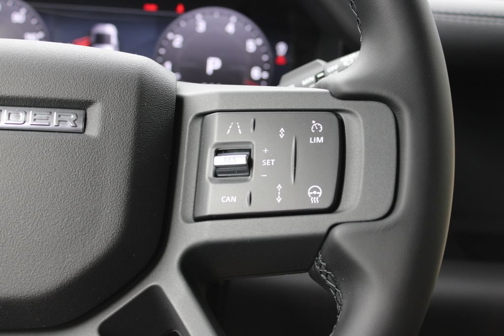 New 2026 Land Rover Defender 110 X-Dynamic SE AWD/4WD image 13