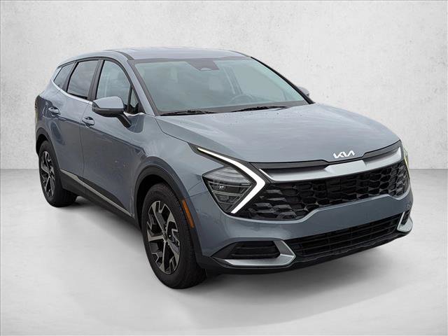 Used 2025 Kia Sportage EX image 3