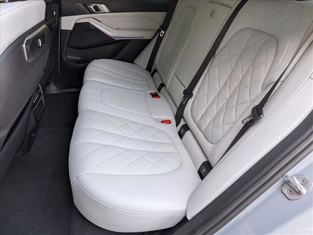 Used 2024 BMW X5 sDrive40i w/ M Sport Package RWD image 20