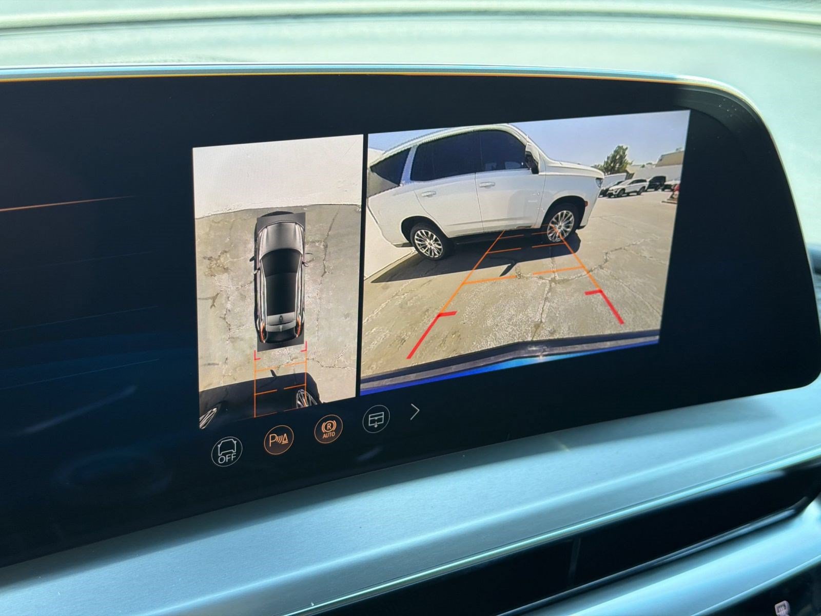 New 2026 Cadillac Lyriq Sport w/ LPO, Floor Liner Package RWD image 19