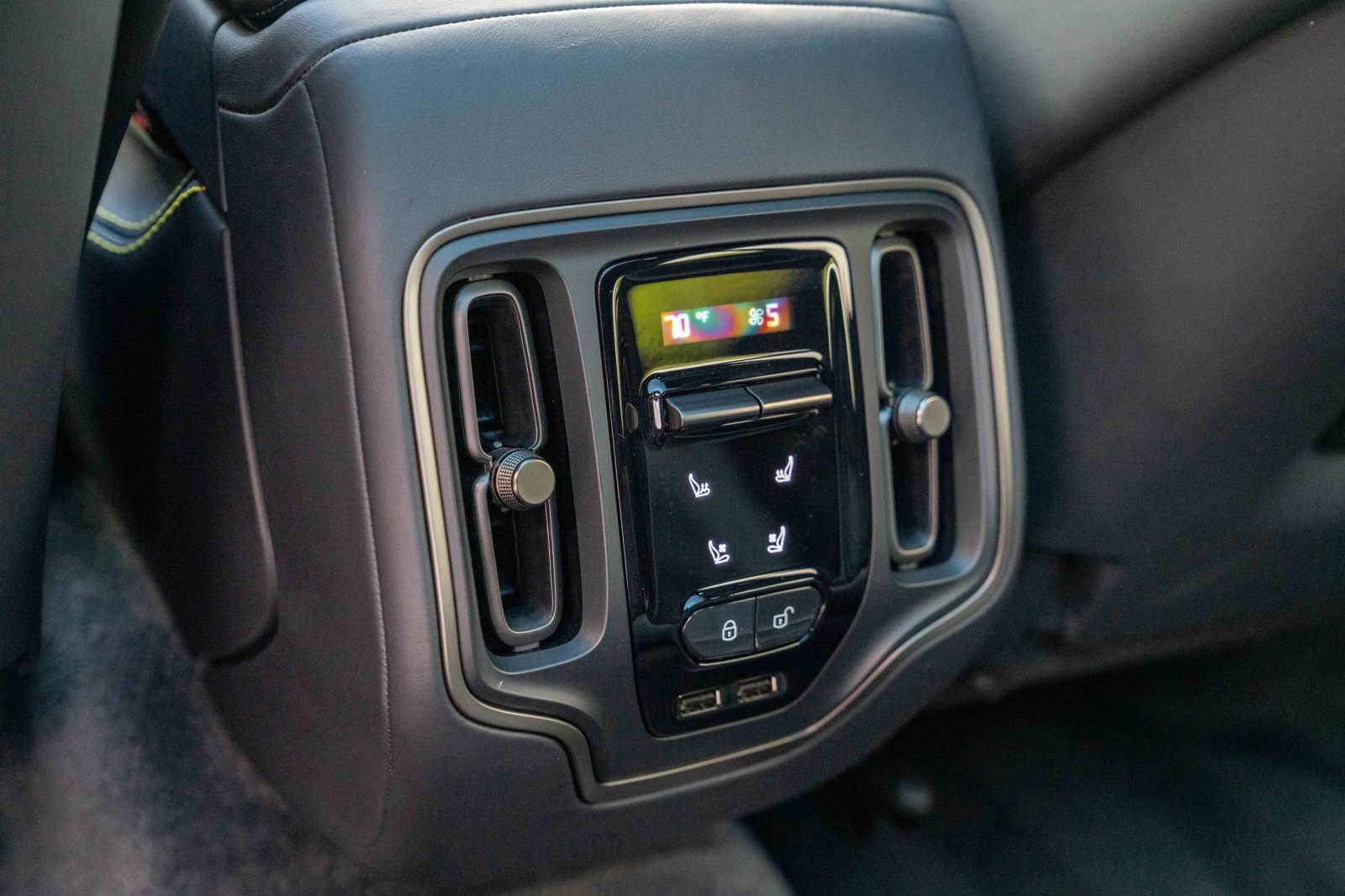 Used 2023 Aston Martin DBX 707 image 31