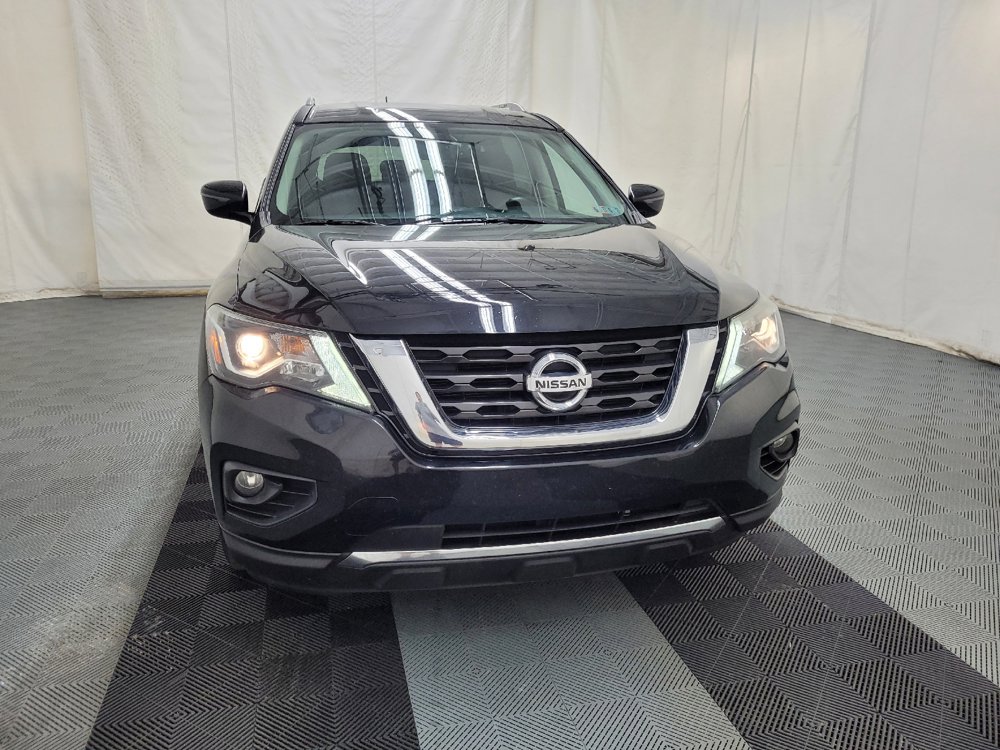 Used 2018 Nissan Pathfinder SV AWD/4WD image 14