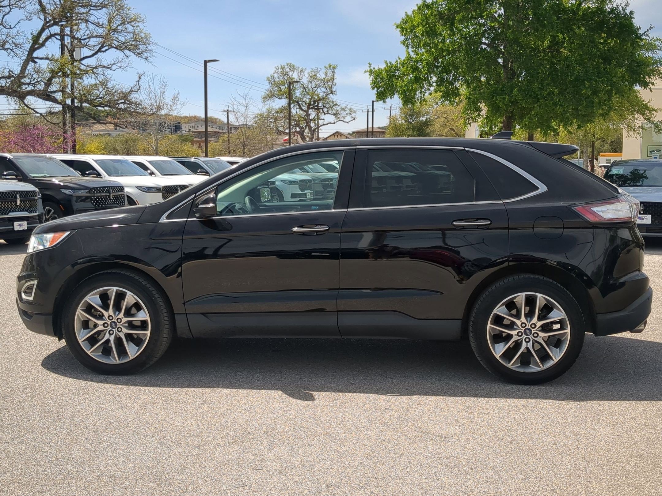 Used 2018 Ford Edge Titanium w/ Equipment Group 301A image 6