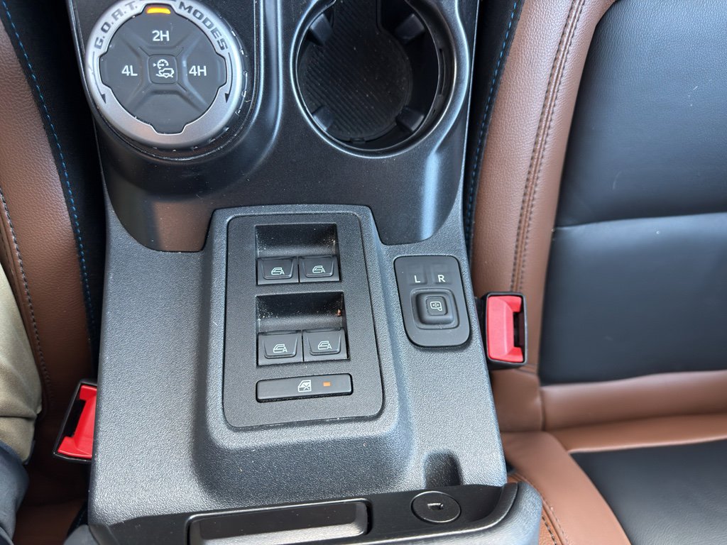 Used 2023 Ford Bronco Outer Banks image 15