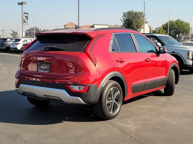 New 2026 Kia Niro EX FWD image 5