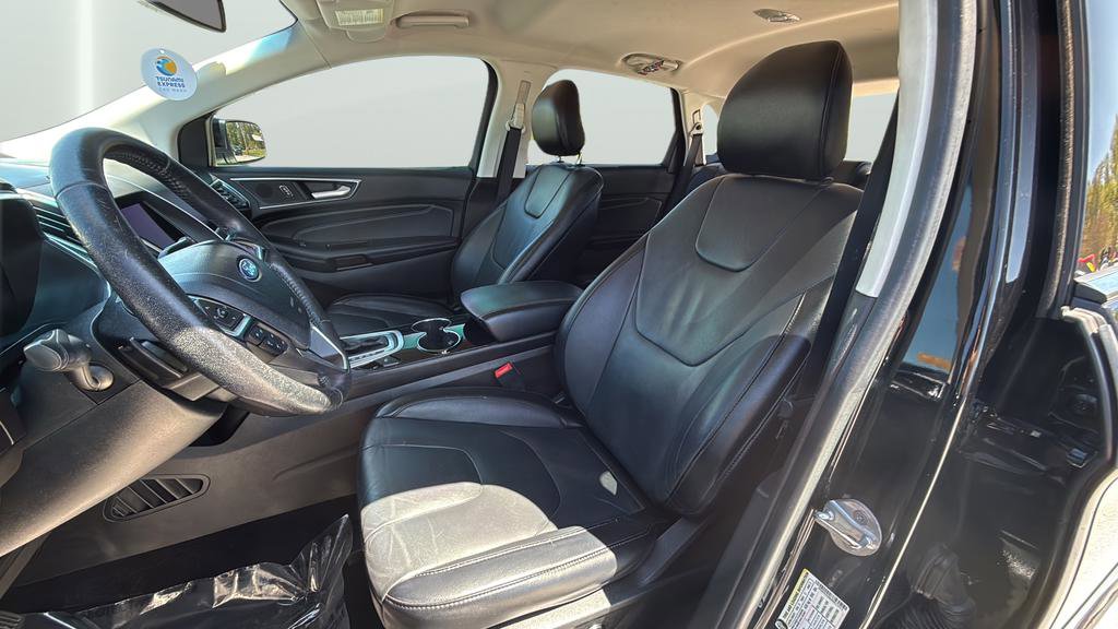 Used 2017 Ford Edge Titanium AWD/4WD image 23