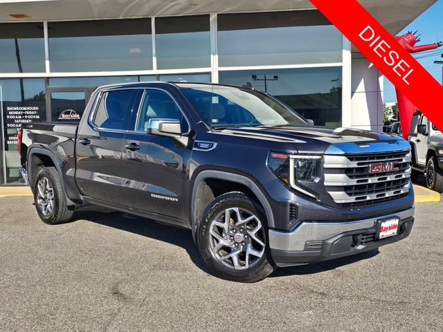 Used 2022 GMC Sierra 1500 SLE w/ X31 Off-Road Package AWD/4WD image 2