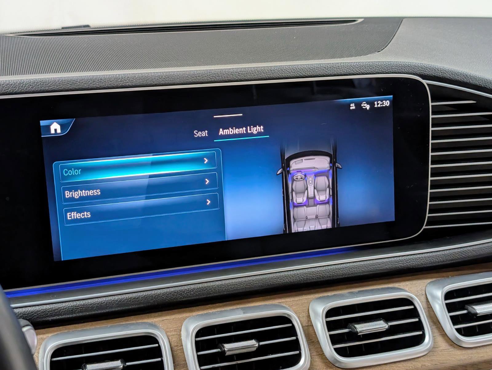 Used 2024 Mercedes-Benz GLE 350 4MATIC w/ AMG Line Exterior image 42