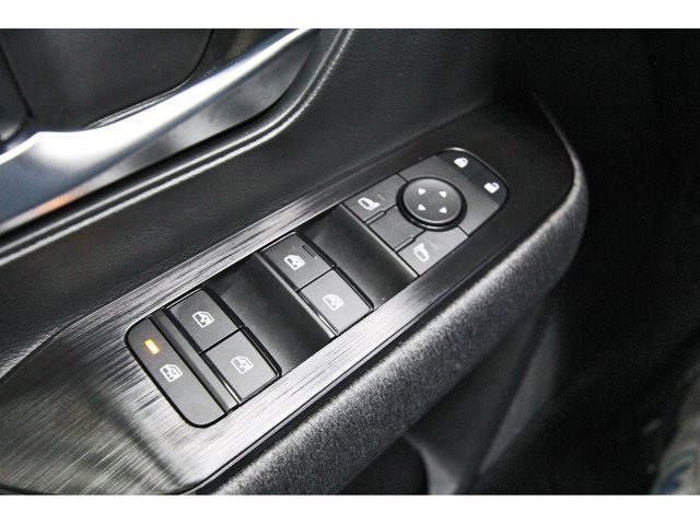 Used 2026 Nissan Kicks SV w/ SV Premium Package FWD image 21