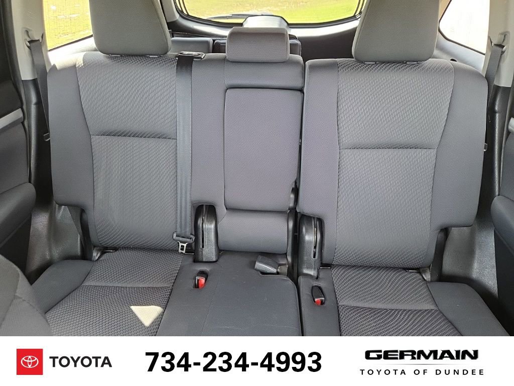 Used 2019 Toyota Highlander LE image 14