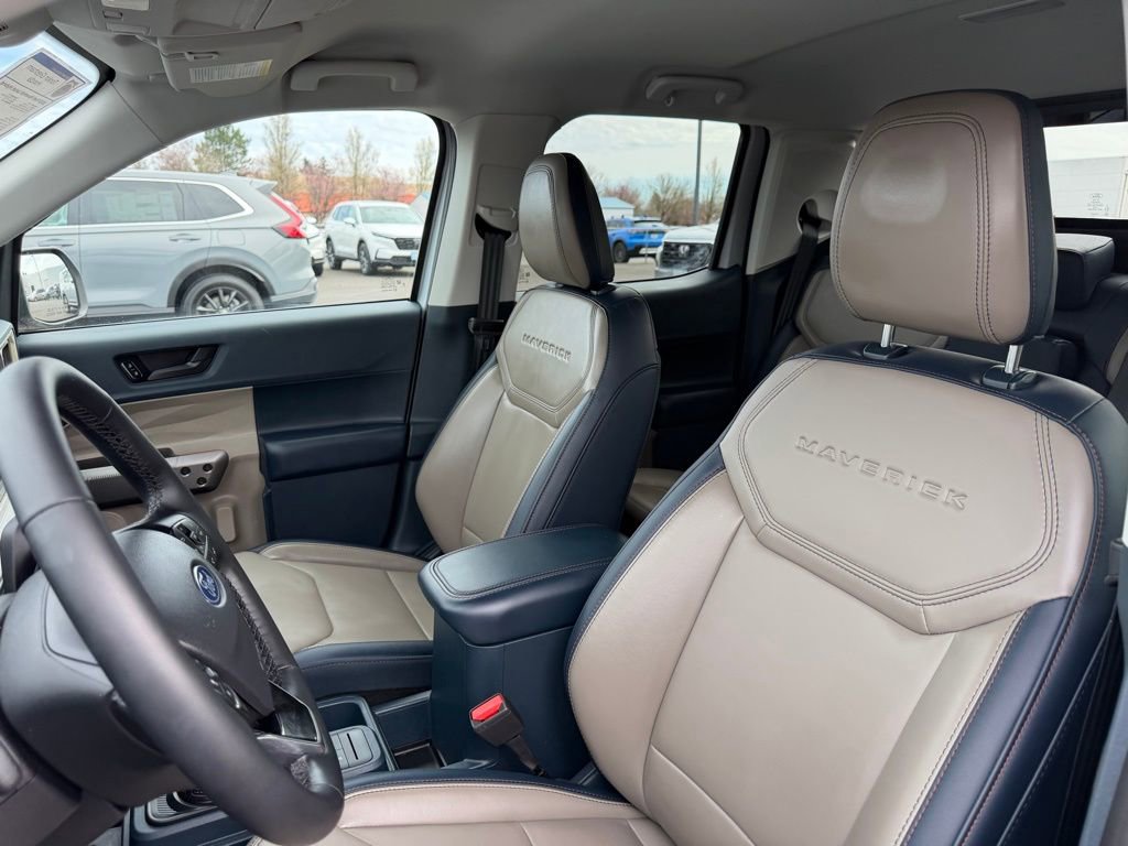 Used 2025 Ford Maverick Lariat w/ 4K Tow Package image 17