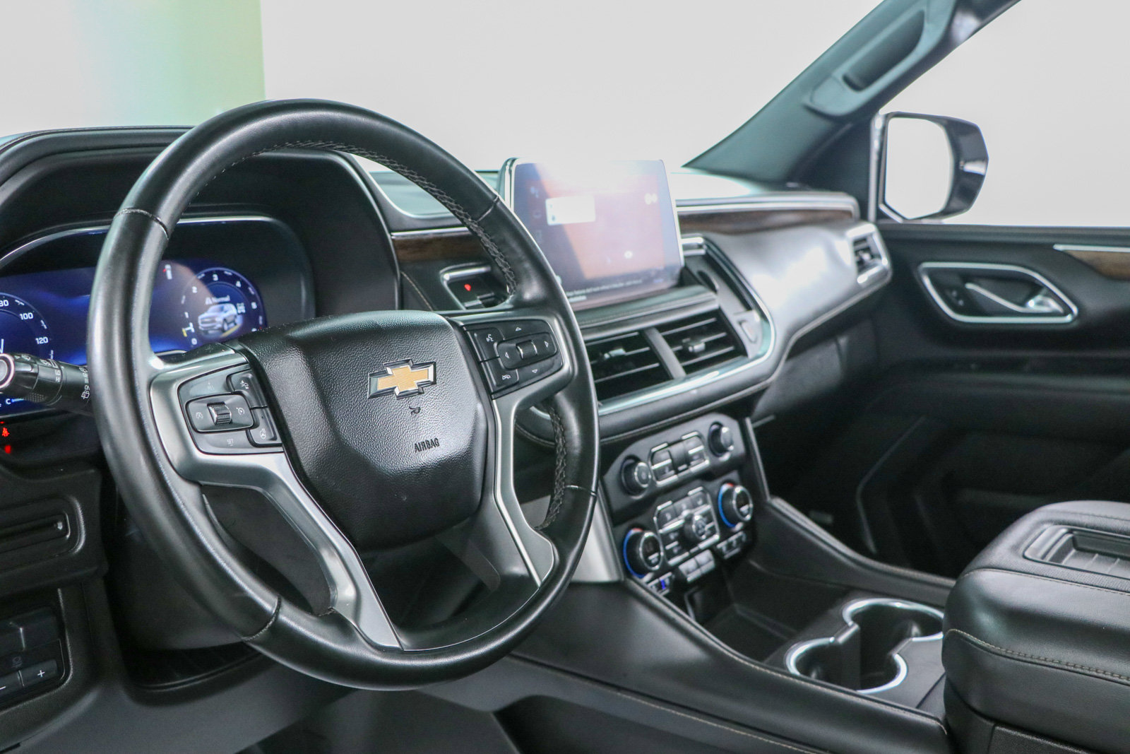 Used 2023 Chevrolet Tahoe Premier w/ Max Trailering Package AWD/4WD image 26
