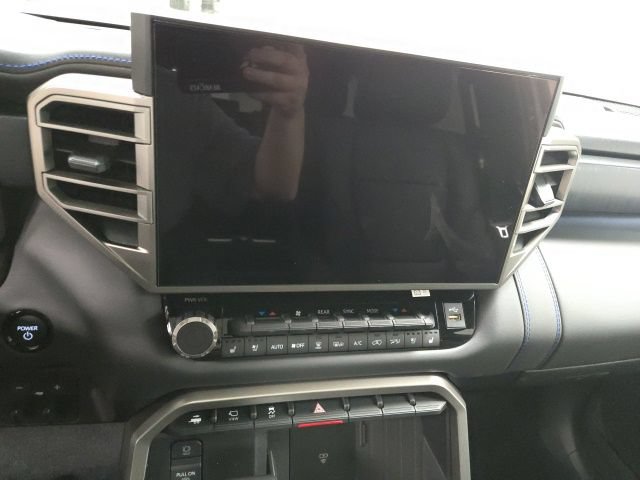 New 2026 Toyota Sequoia Platinum AWD/4WD image 31