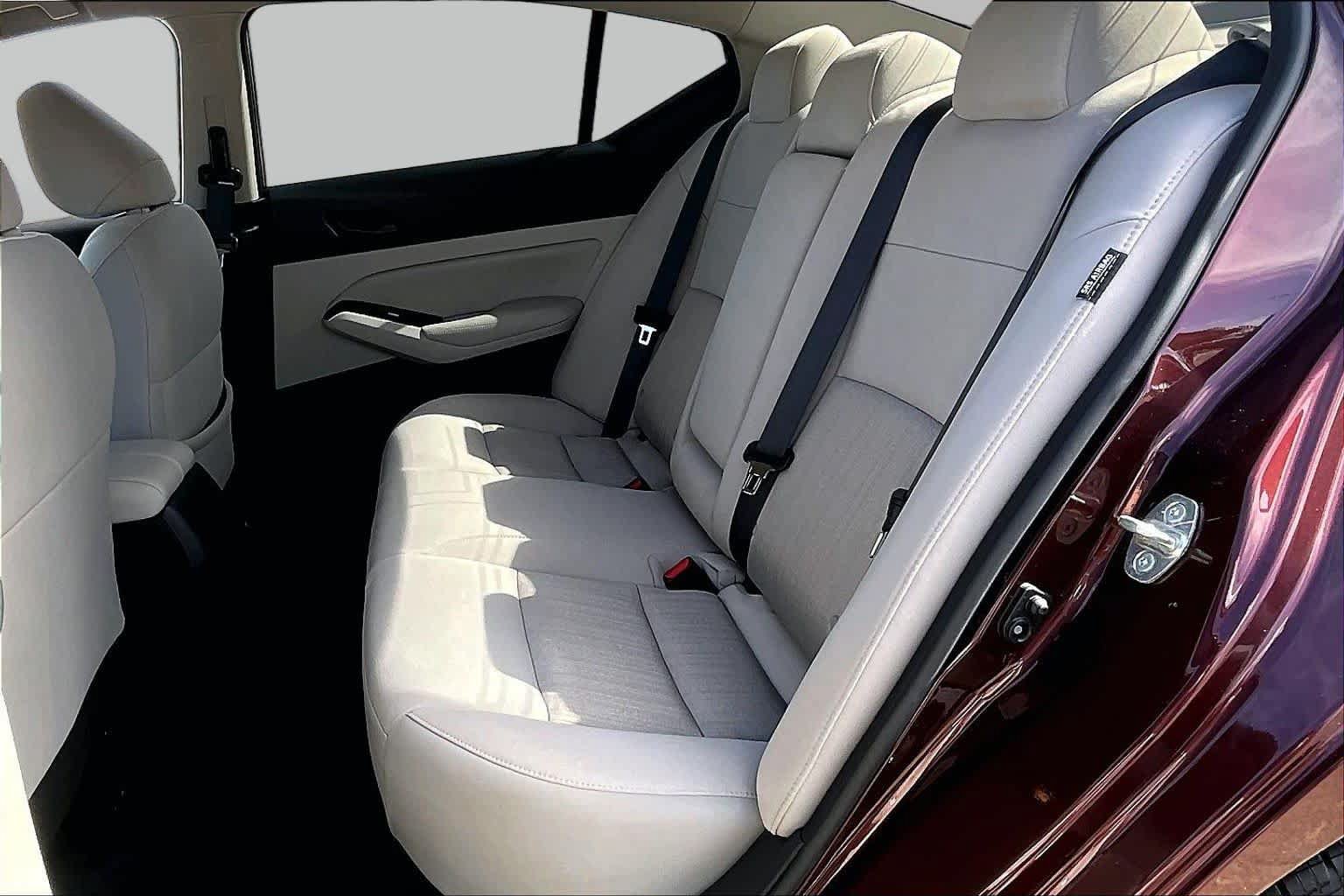 Certified 2023 Nissan Altima 2.5 SV FWD image 20