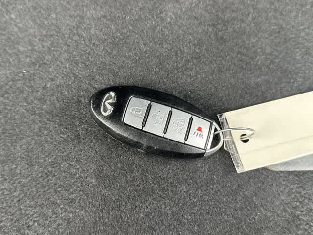 Used 2013 INFINITI G37 Convertible w/ Premium Pkg RWD image 29