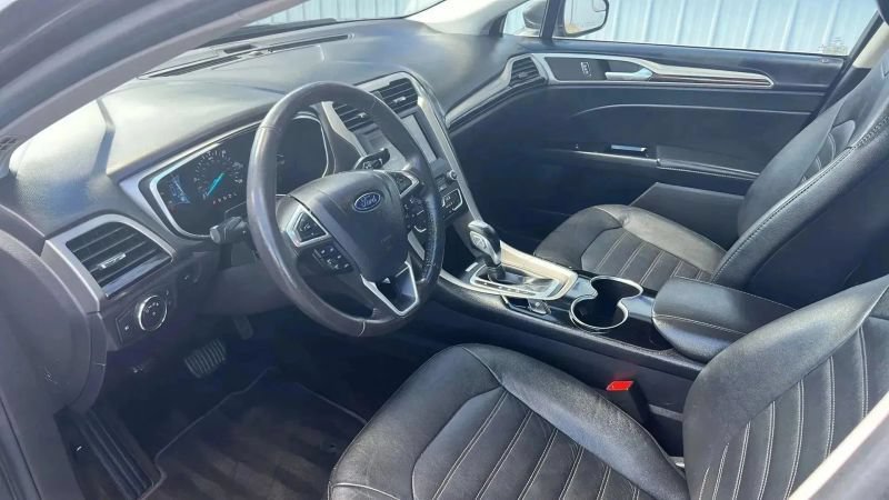 Used 2016 Ford Fusion Energi SE FWD image 16