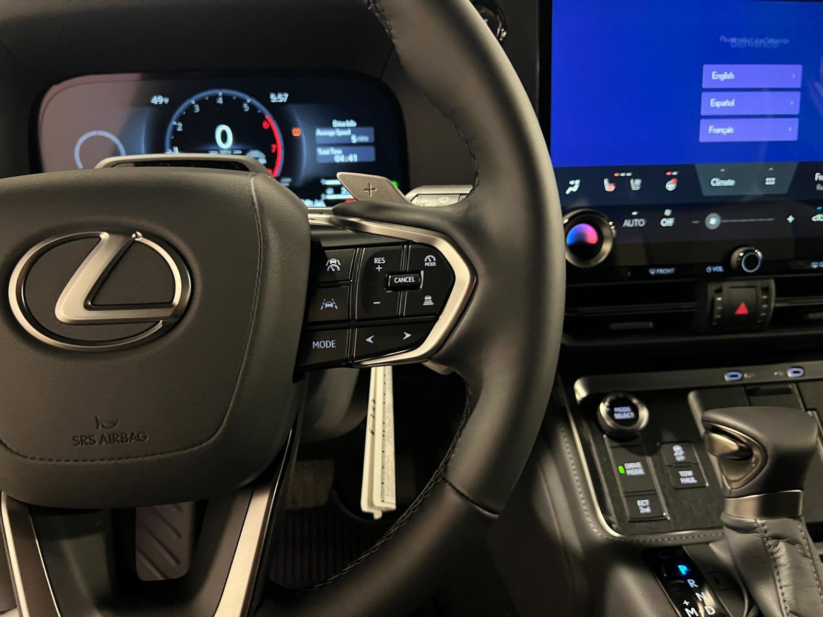 Used 2026 Lexus GX 550 w/ Accessory Package (2T) AWD/4WD image 14
