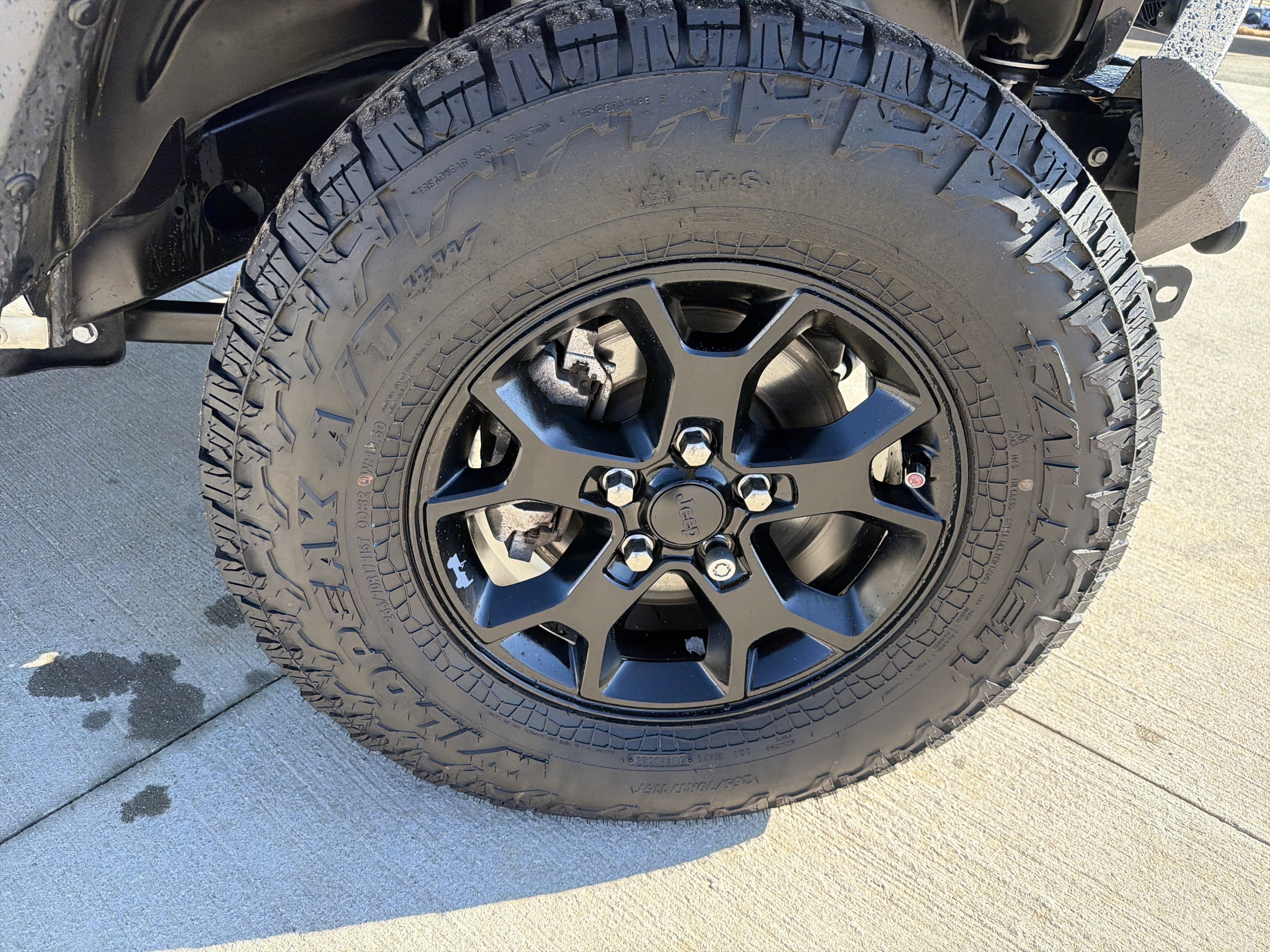 Used 2021 Jeep Wrangler Unlimited Sport image 13