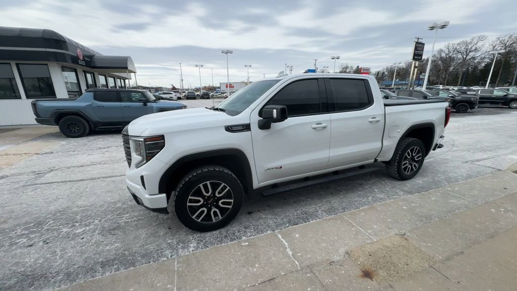 Certified 2023 GMC Sierra 1500 AT4 w/ Technology Package image 4