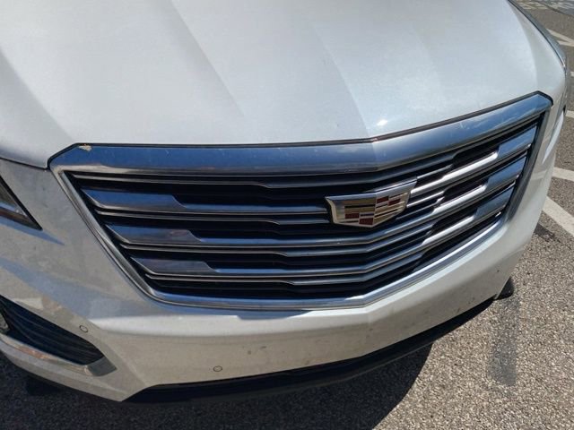 Used 2018 Cadillac XT5 Luxury w/ Driver Awareness Package AWD/4WD image 22