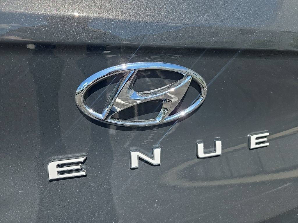 New 2026 Hyundai Venue SEL FWD image 11