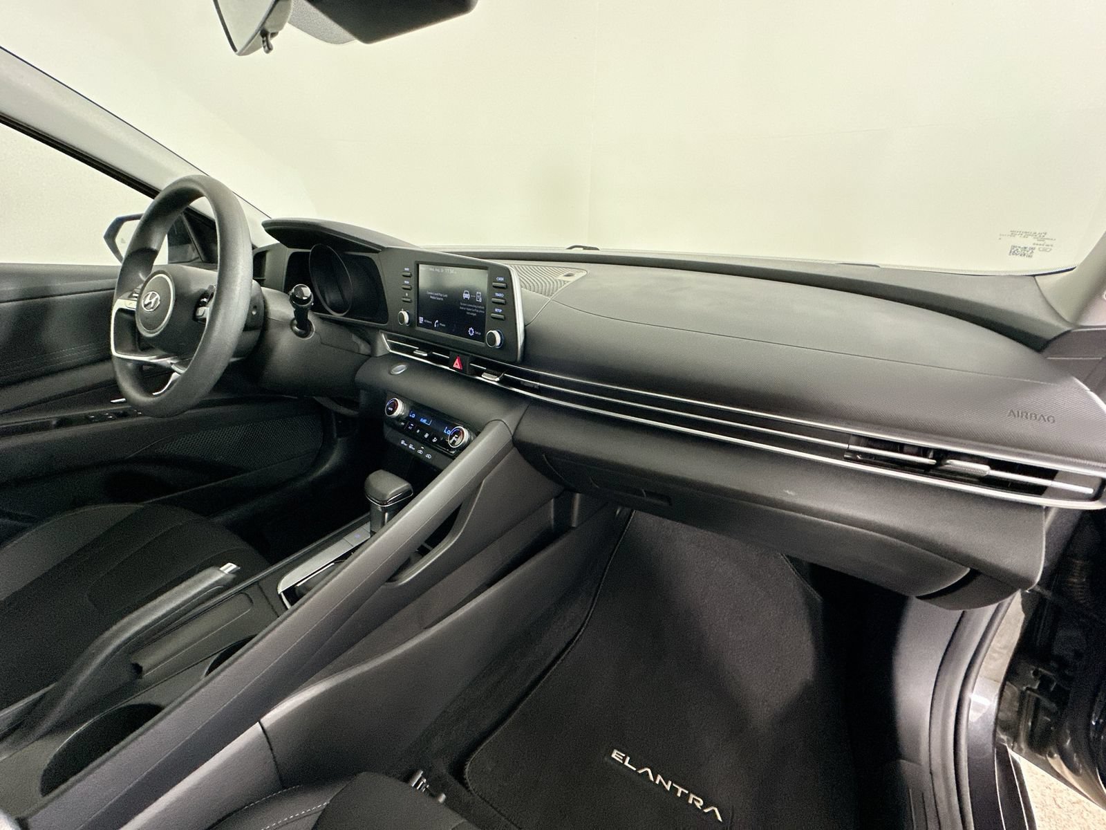 Used 2021 Hyundai Elantra SEL FWD image 42