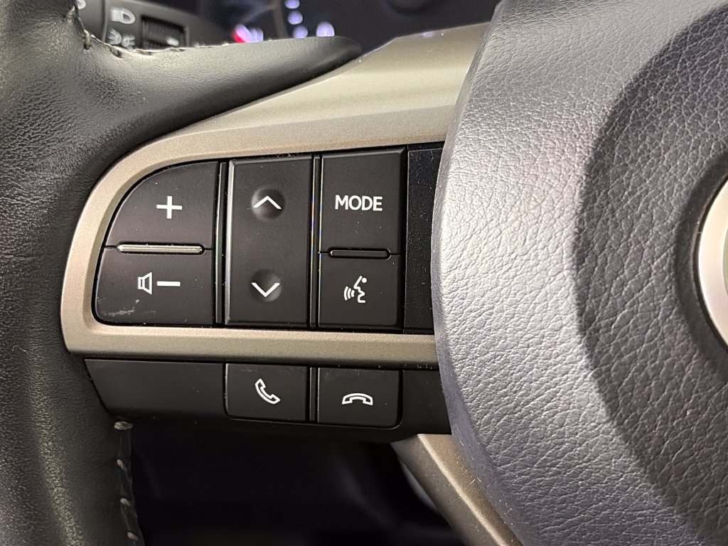 Used 2016 Lexus RX 350 AWD w/ Premium Package image 17