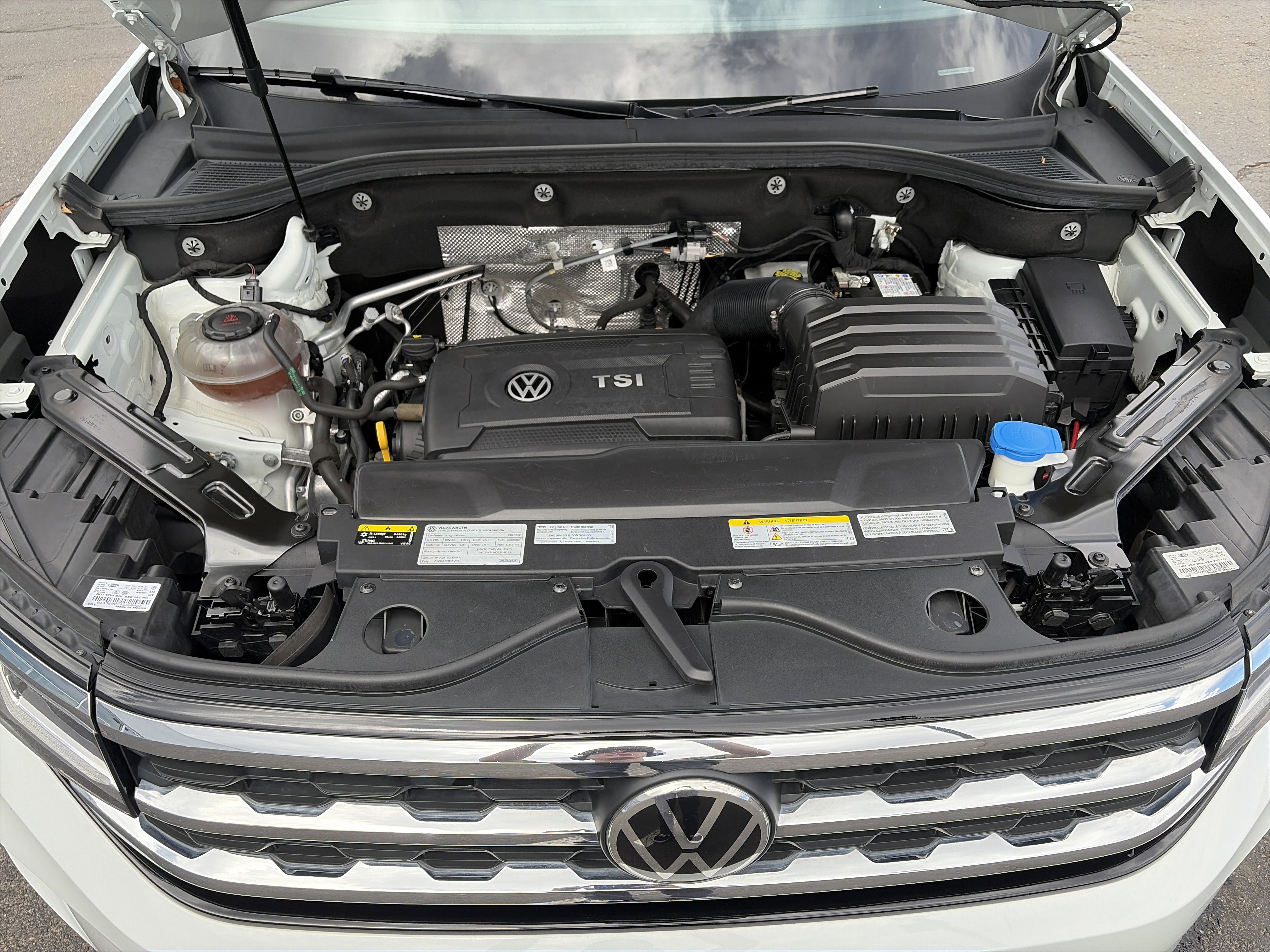 Used 2021 Volkswagen Atlas SE w/ Panoramic Sunroof Package AWD/4WD image 30