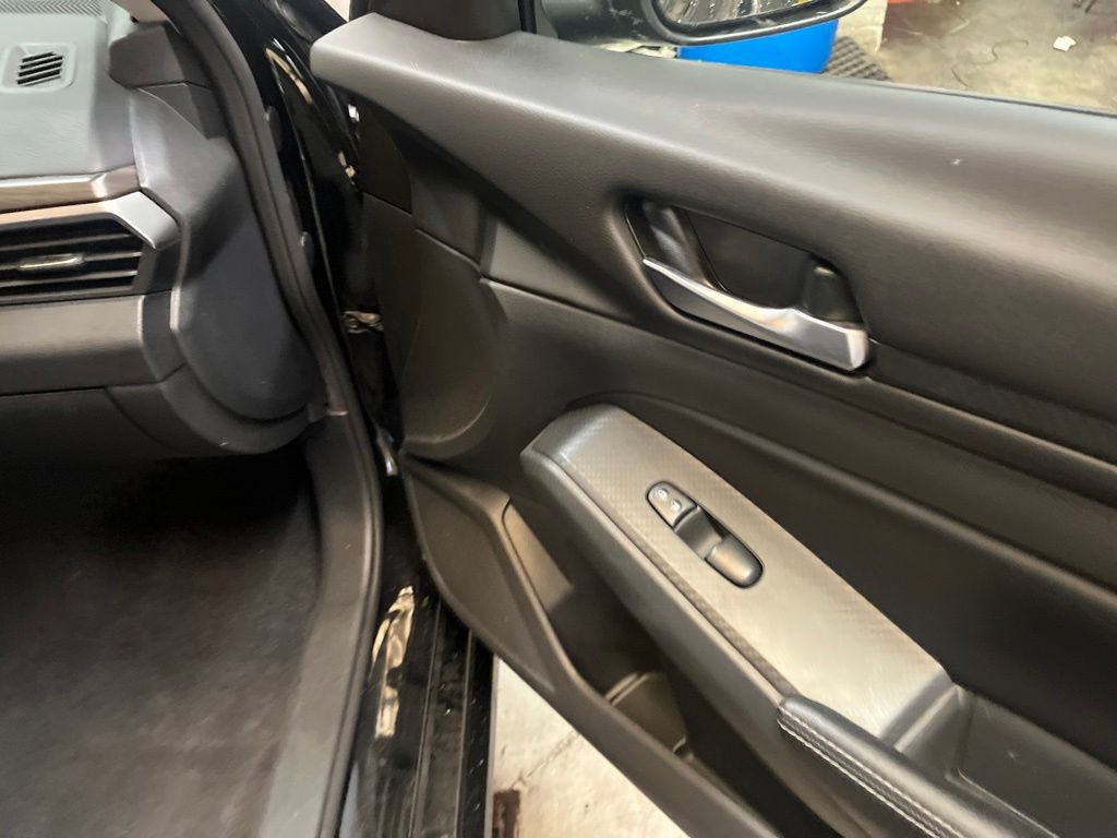 Used 2024 Nissan Altima 2.5 SV FWD image 29