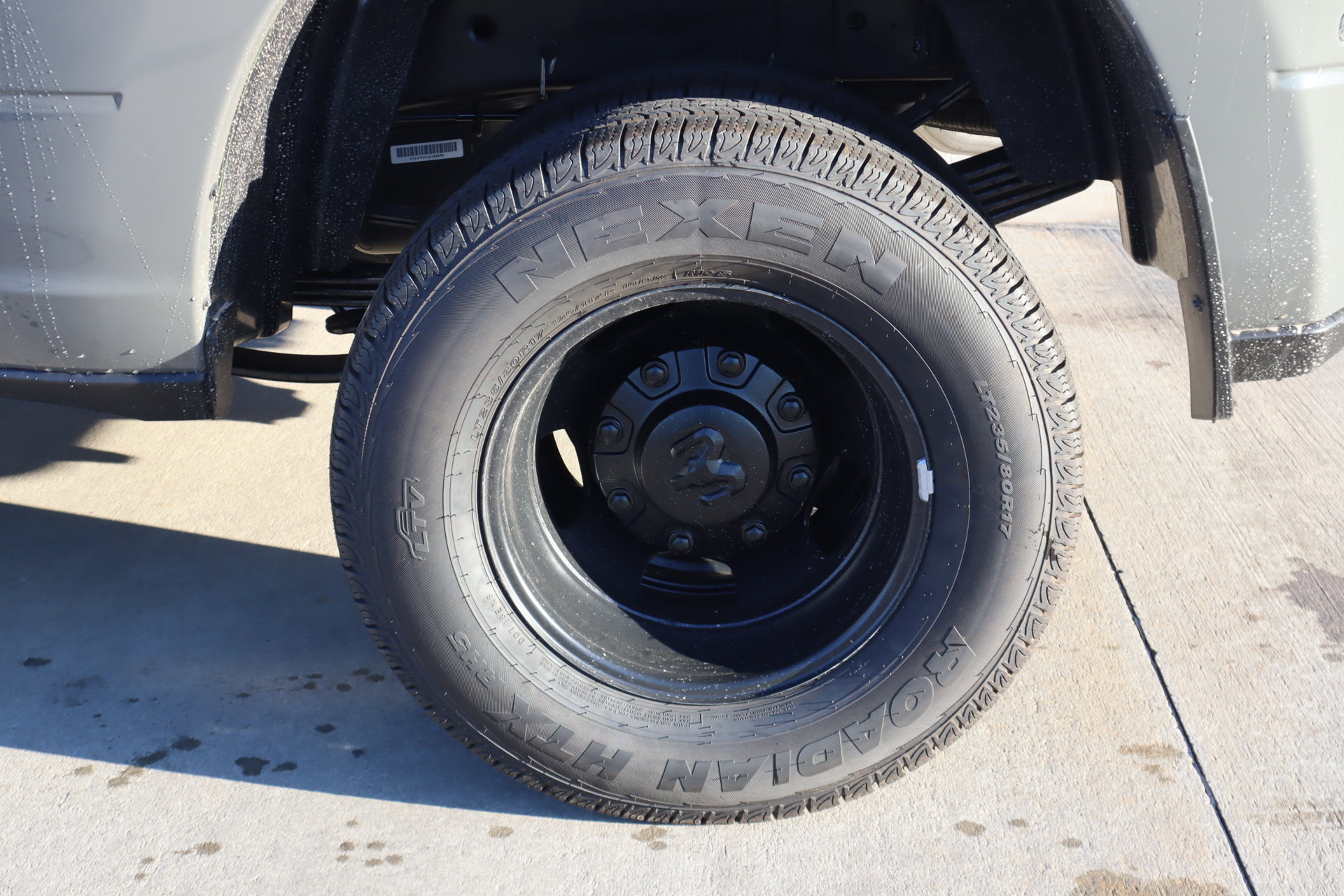 New 2027 RAM 3500 Tradesman AWD/4WD image 18
