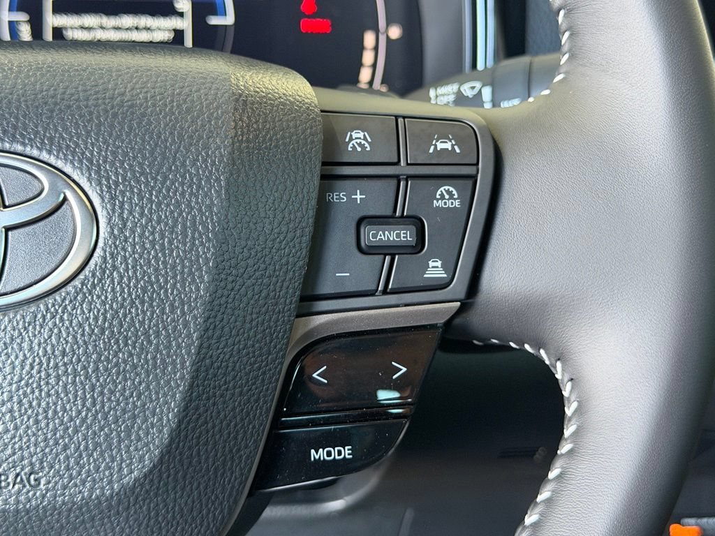 Certified 2026 Toyota Camry SE FWD image 25