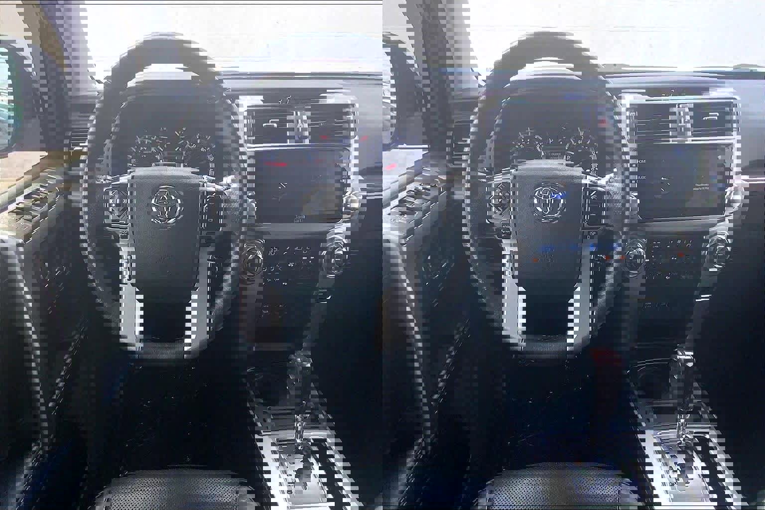 Used 2018 Toyota 4Runner Limited image 15