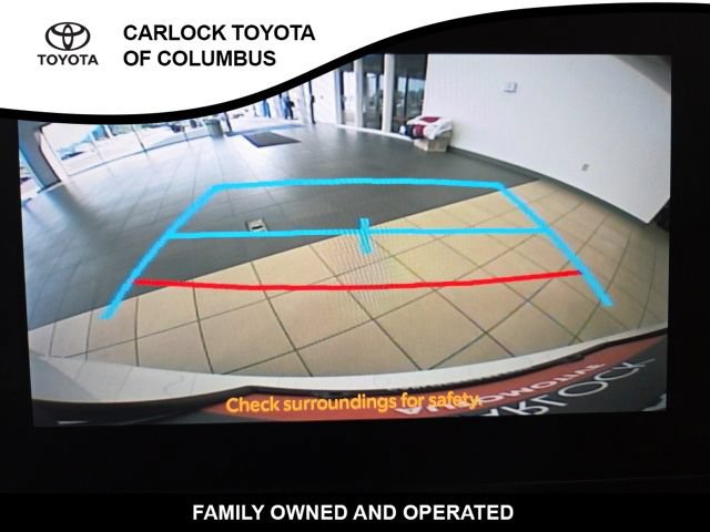 Used 2026 Toyota Sienna LE FWD image 28