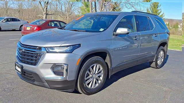 Used 2023 Chevrolet Traverse LT w/ LPO, Floor Liner Package image 4