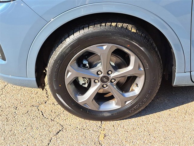 Used 2024 Ford Escape ST-Line image 9