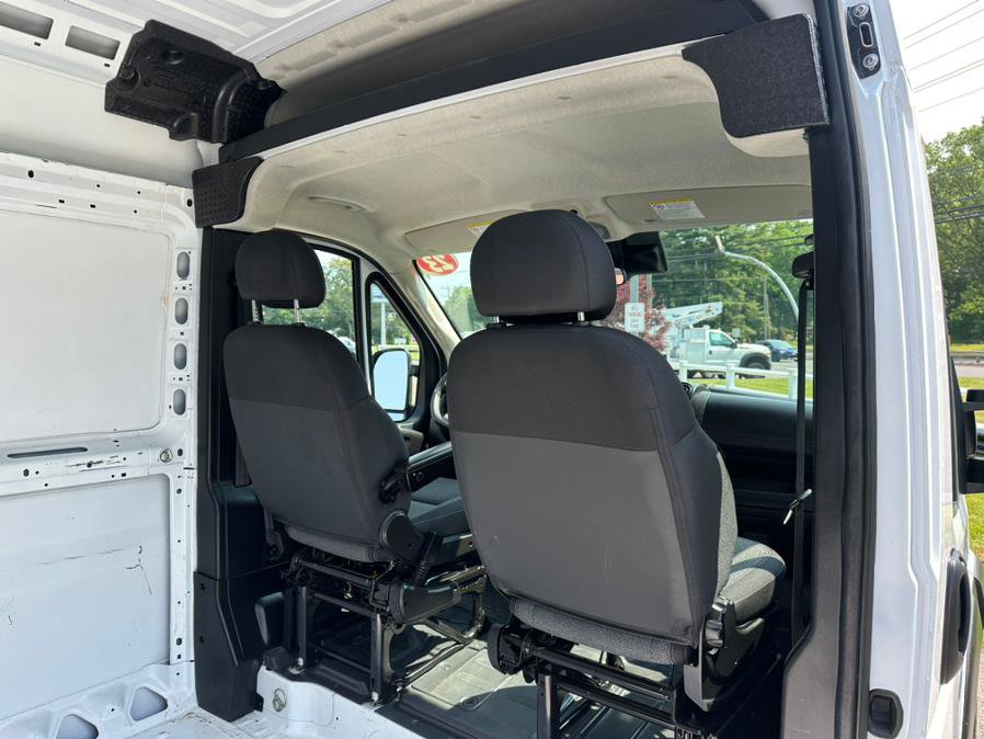 Used 2023 RAM ProMaster 2500 image 21