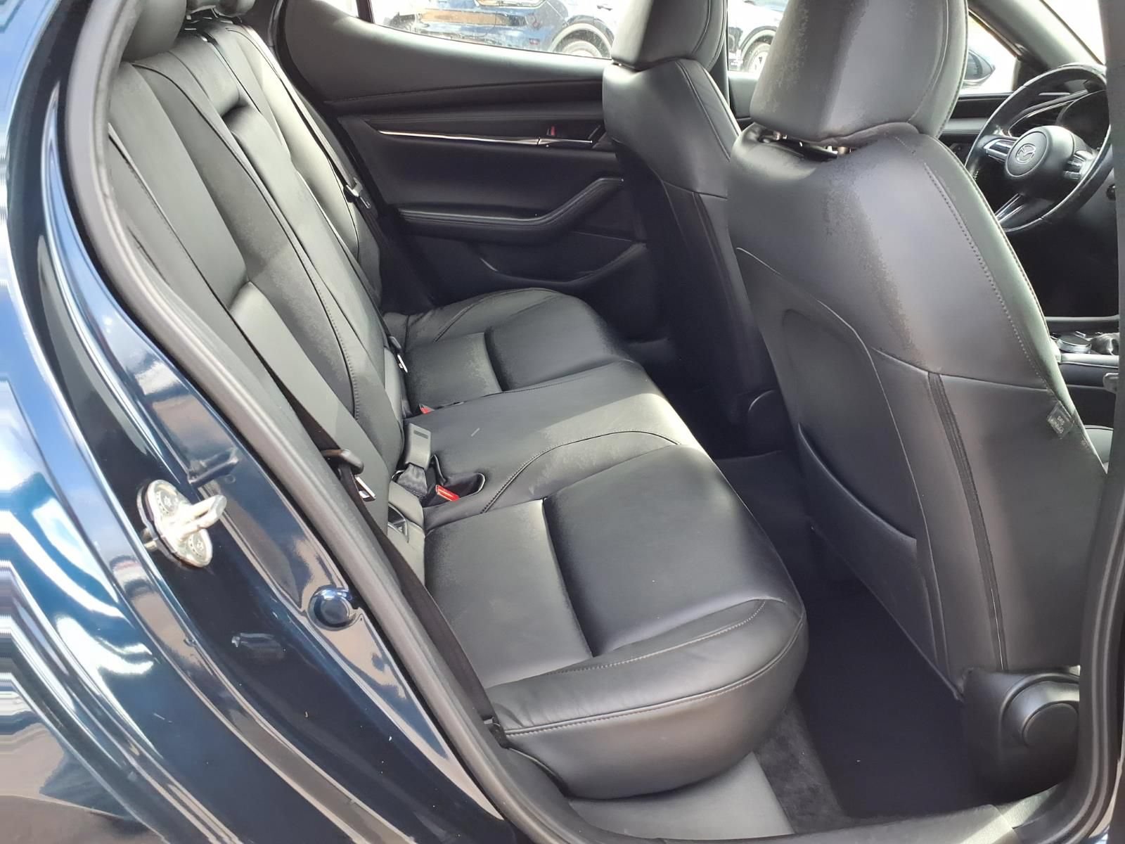Used 2021 MAZDA MAZDA3 s FWD image 21