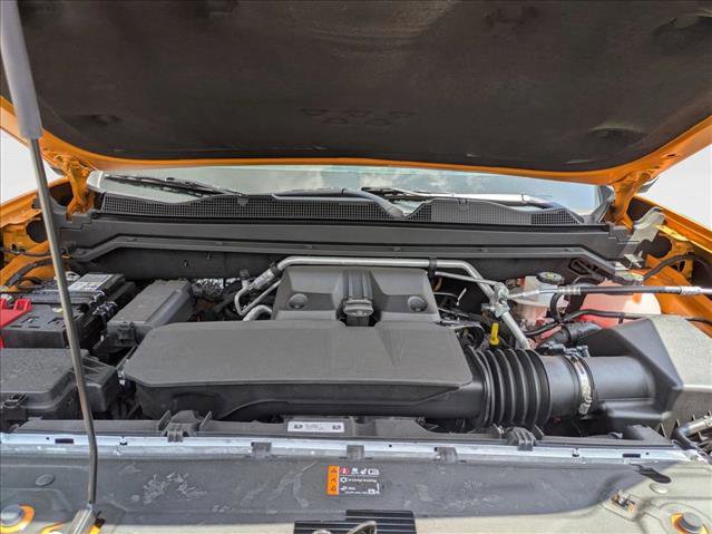 New 2025 GMC Canyon AT4 w/ Nightfall Edition image 18